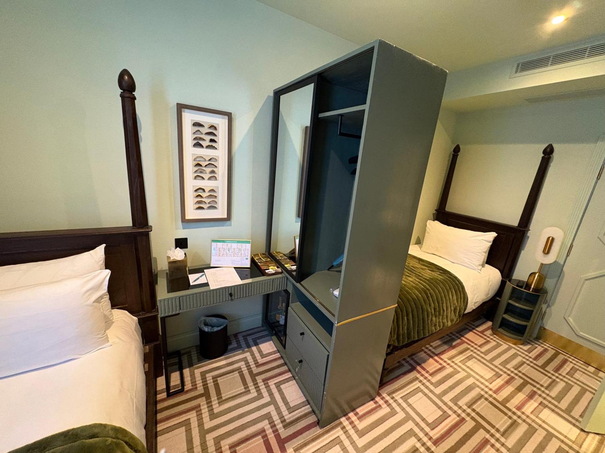 Ellen Kensington Hotel Лондон Екстериор снимка